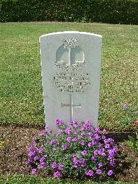 Heliopolis War Cemetery - Peter Edward, 